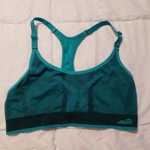 3/10 Green Sports Bra, Size XL, Adjustable Straps, Strong Elastic